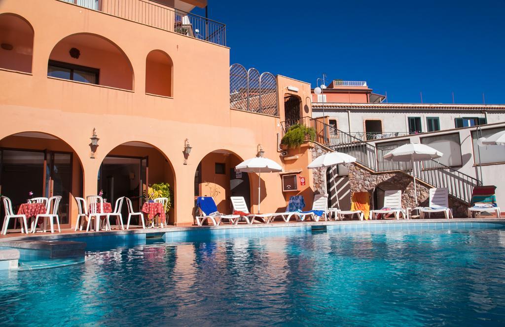 Andromaco Palace Hotel Taormina Exterior foto