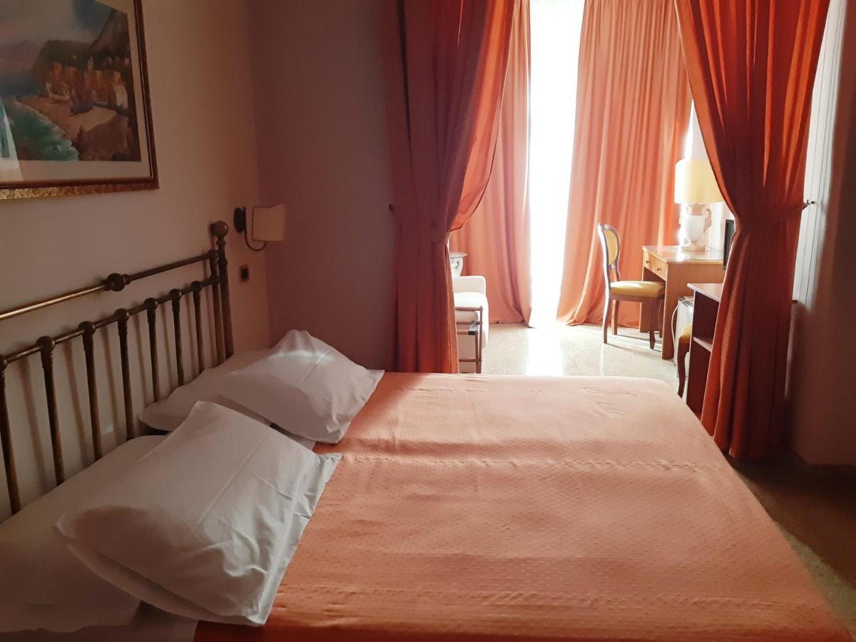 Andromaco Palace Hotel Taormina Exterior foto